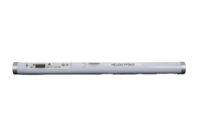 Astera Helios Tube FP2 – kompakte 50cm LED-Röhre mit RGBMA Pixeln, Frontansicht