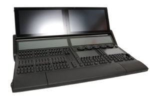 MA Lighting grandMA3 light – High-End Lichtpulte mit 5 Multi-Touch-Screens, Frontansicht